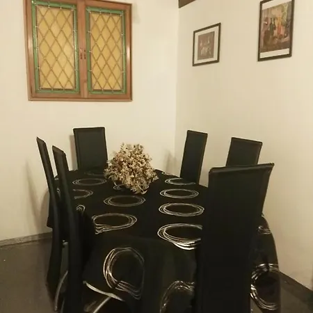 Apartamento Nuevo! Puente De Piedra A 5´del Pilar Zaragoza
