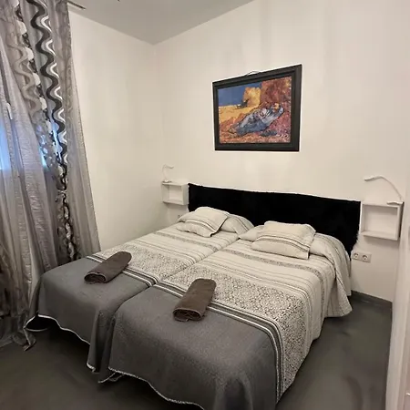 Apartamento Nuevo! Puente De Piedra A 5'del Pilar *