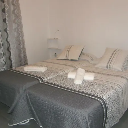 Nuevo! Puente De Piedra A 5´del Pilar Apartamento